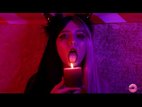 ❤️ Blowjob Passjonat minn Succubus Sexy b'Sodisfar tal-Ħalq ️❌ Vidjow tas-sess lilna ❌❤
