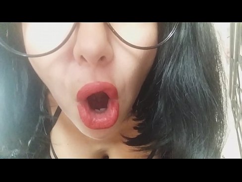 ❤️ Għasel, il-mammma tiegħek mhux se tħallik tmur l-iskola llum... Għandi bżonnek wisq... ️❌ Vidjow tas-sess lilna ❌❤