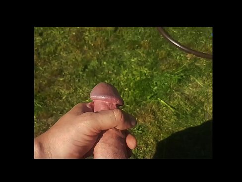 ❤️ Hottie sħun gets pussy roża tagħha fucked u cums bi squirt fi ġnien tas-sajf ️❌ Vidjow tas-sess lilna ❌❤